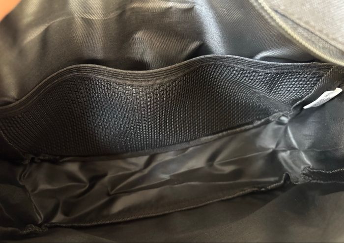 Sacoche Carhartt neuve sac bandoulière - photo numéro 4