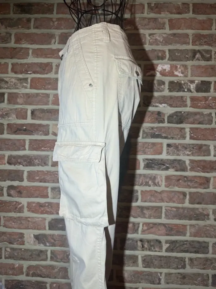 Jeans beige cargo Bershka Taille 32/XXS - photo numéro 8