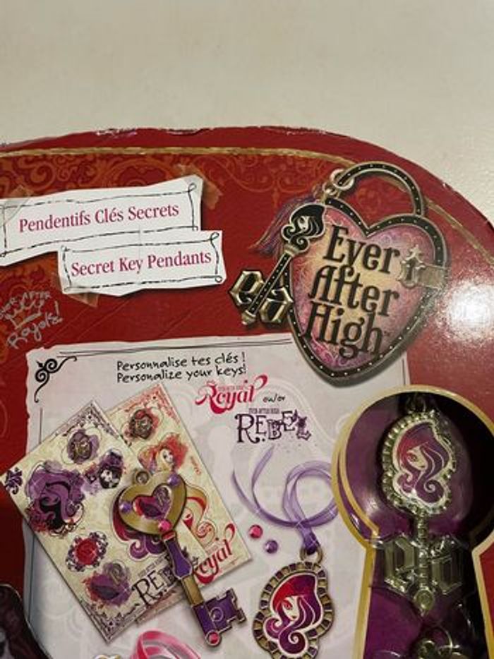 Pendentif porte-clefs ever after high - photo numéro 2