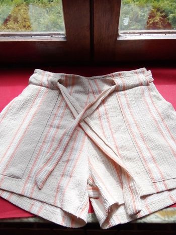 Short fille 