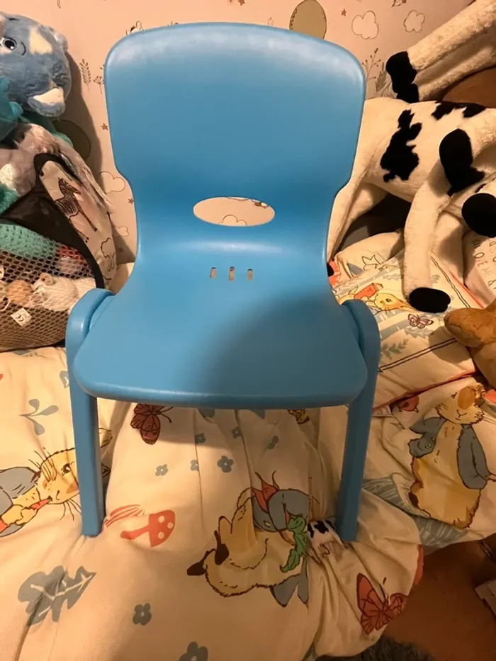 Plastic chair