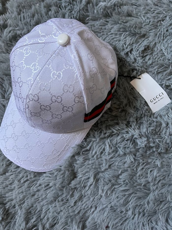 Casquette Gucci blanche authentique - photo numéro 1