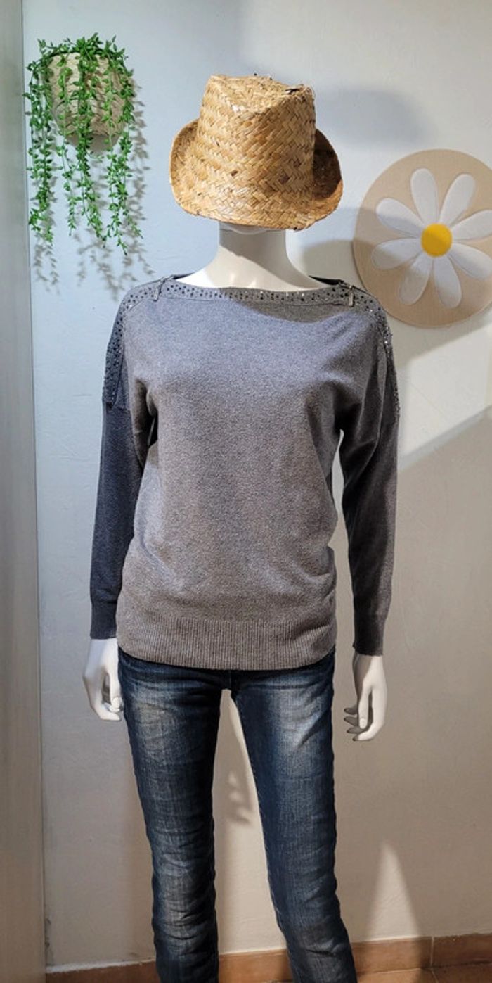 Pull à fermeture épaules - photo numéro 2