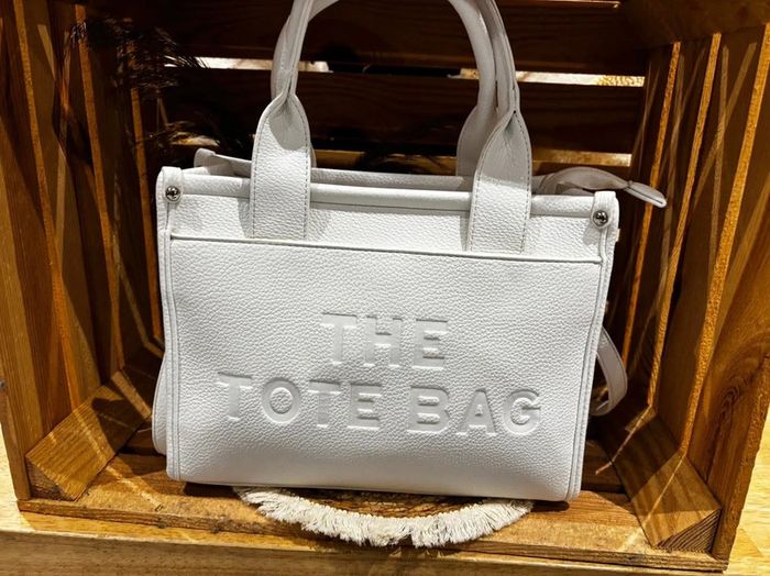 Sac à main blanc the tote bag neuf 30x22x10 cm - photo numéro 2