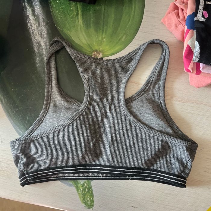 Brassière taille 12 ans/152cm - photo numéro 2