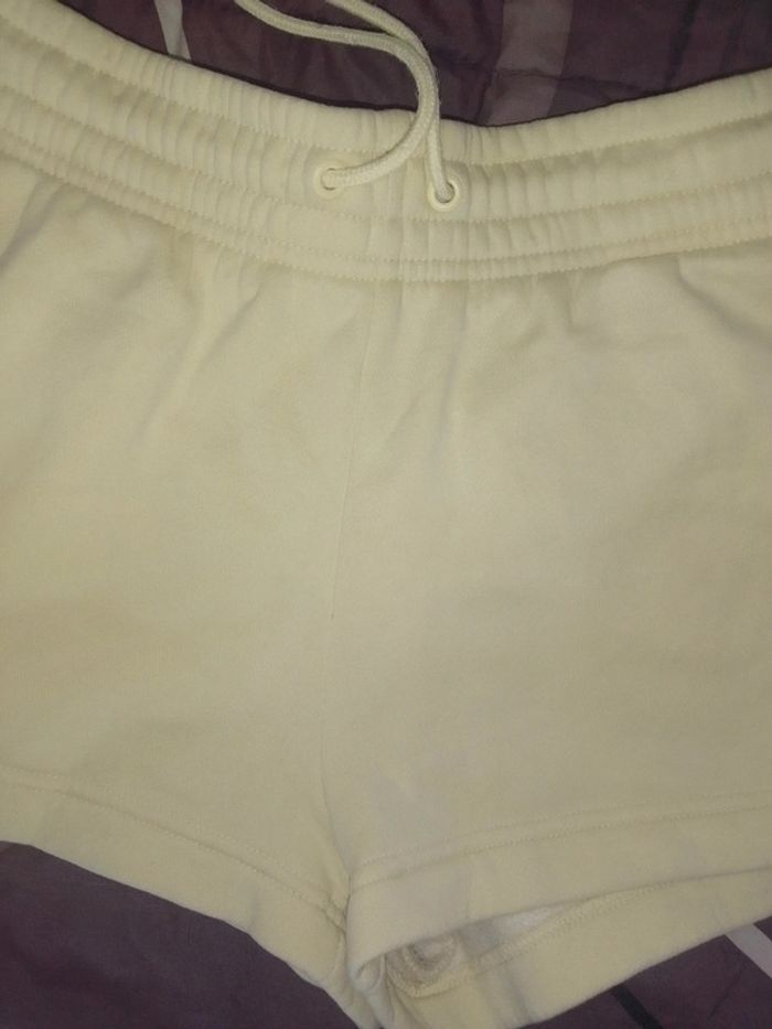 Short Nike femme - photo numéro 8
