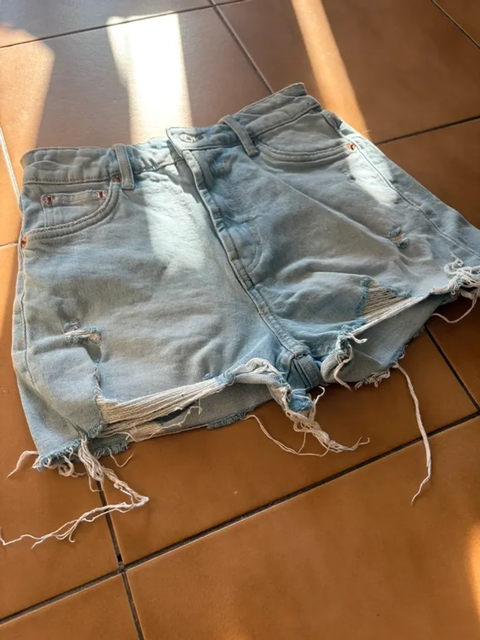Short femme 34 - photo numéro 3
