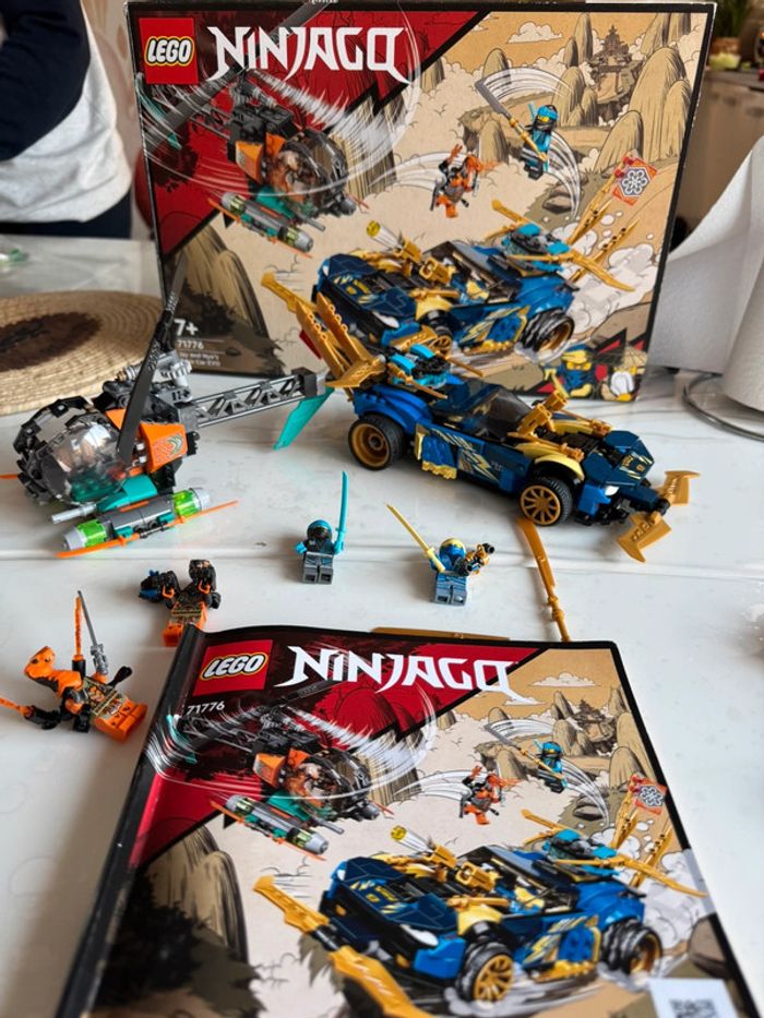 Lego ninjago 71776- La voiture de course de Jay et Nya