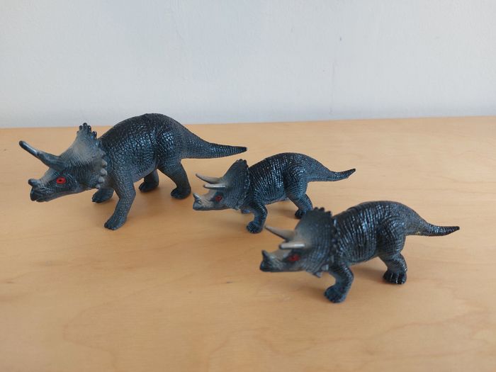 Lot de 18 dinosaures - photo numéro 2