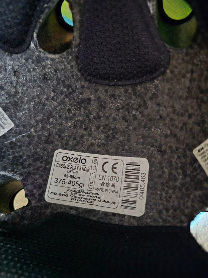 Skate  oxelo decathlon et un  casque - photo numéro 5