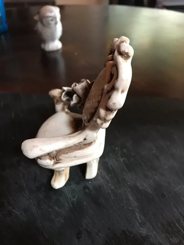 Petit fauteuil, chaise en porcelaine céramique Vintage TBE - photo numéro 4