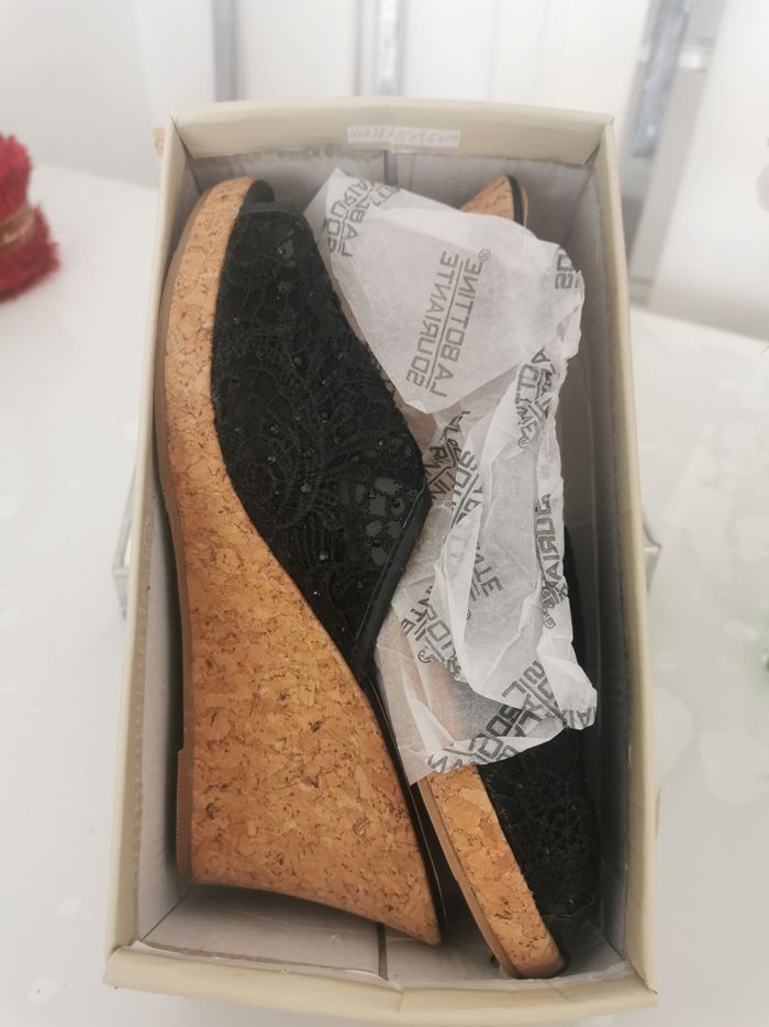 🖤🤍Jolie Paires De Mules Talon Compensé 🖤🤍 - photo numéro 5