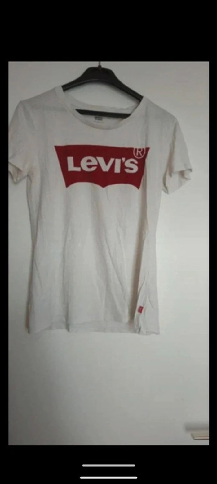 T-shirt taille XS Lévis