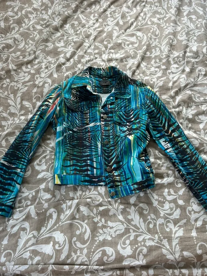 Veste en jeans bleu coloré Carla kops tailles