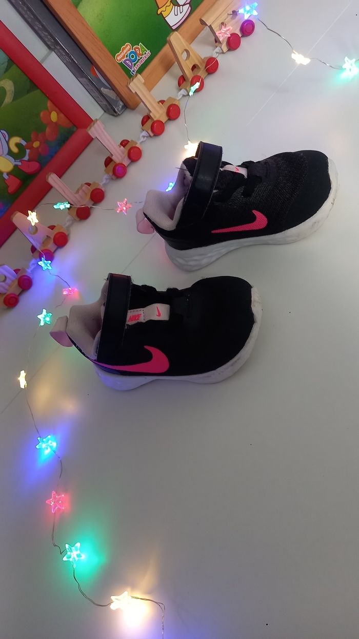 Baskets nike 19.5 - photo numéro 5