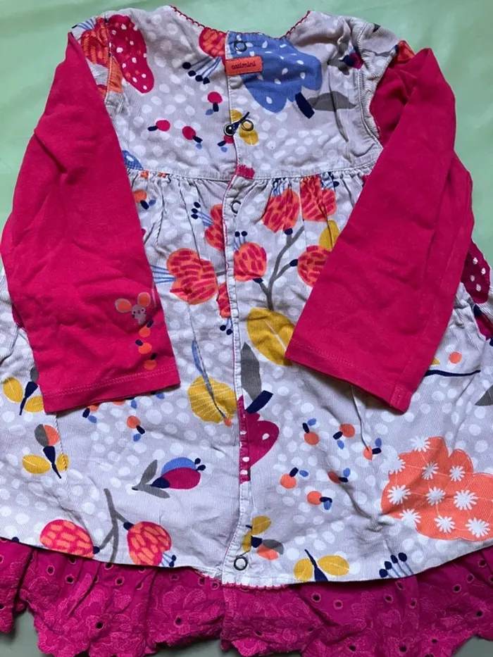 Tres jolie robe automne/hiver violet/fushia en velours  24 mois Catimini - photo numéro 4