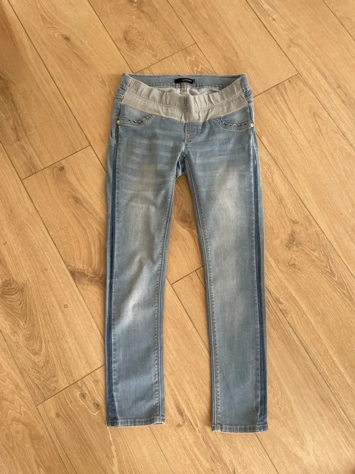 Jean de grosse bleu clair