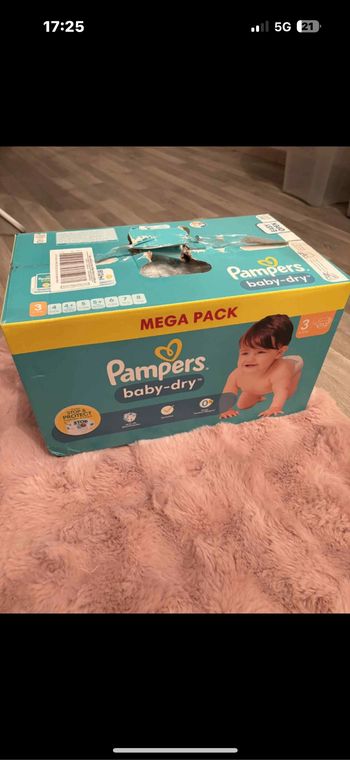 Couches Pampers