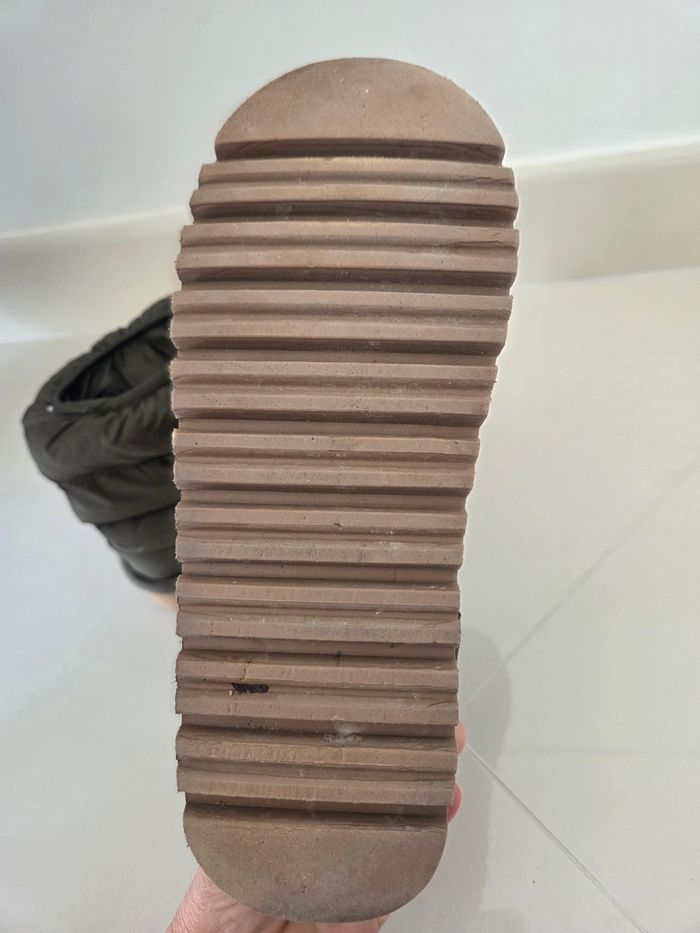 Bottines type ugg kaki 37 - photo numéro 5