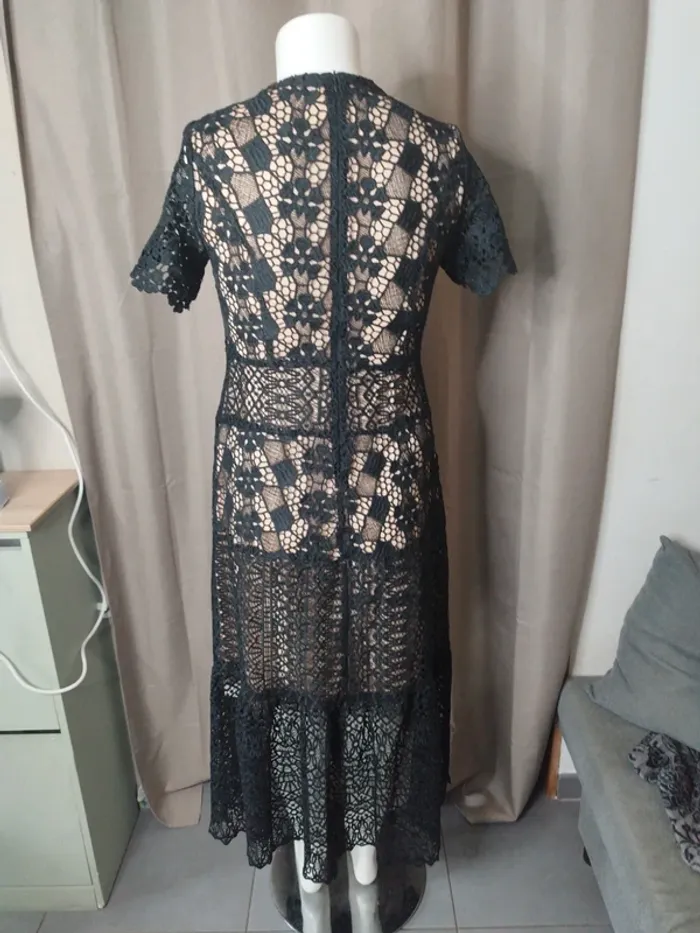 Robe ajourée avec doublure - photo numéro 5
