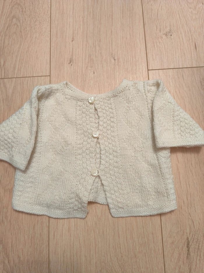 Lot de 3 gilets / brassières fille dont 1 Gemo et 1 Vertbaudet - Taille 1 mois - photo numéro 4