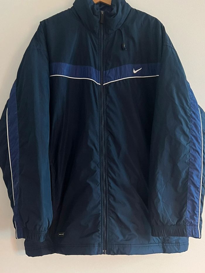 Magnifique manteau / veste Nike vintage taille XL couleur bleu marine - photo numéro 3