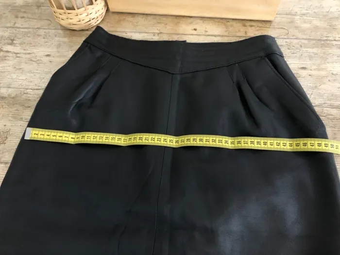 Jupe en cuir - photo numéro 9