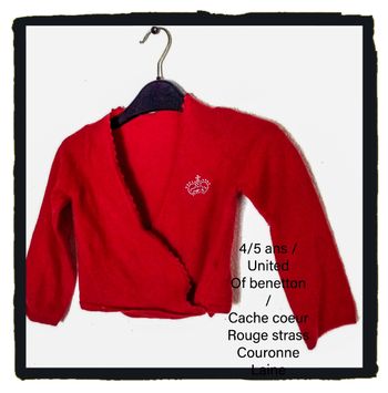 4/5 United colors of benetton cache cœur rouge laine srass couronne toutes saisons /Excellent état