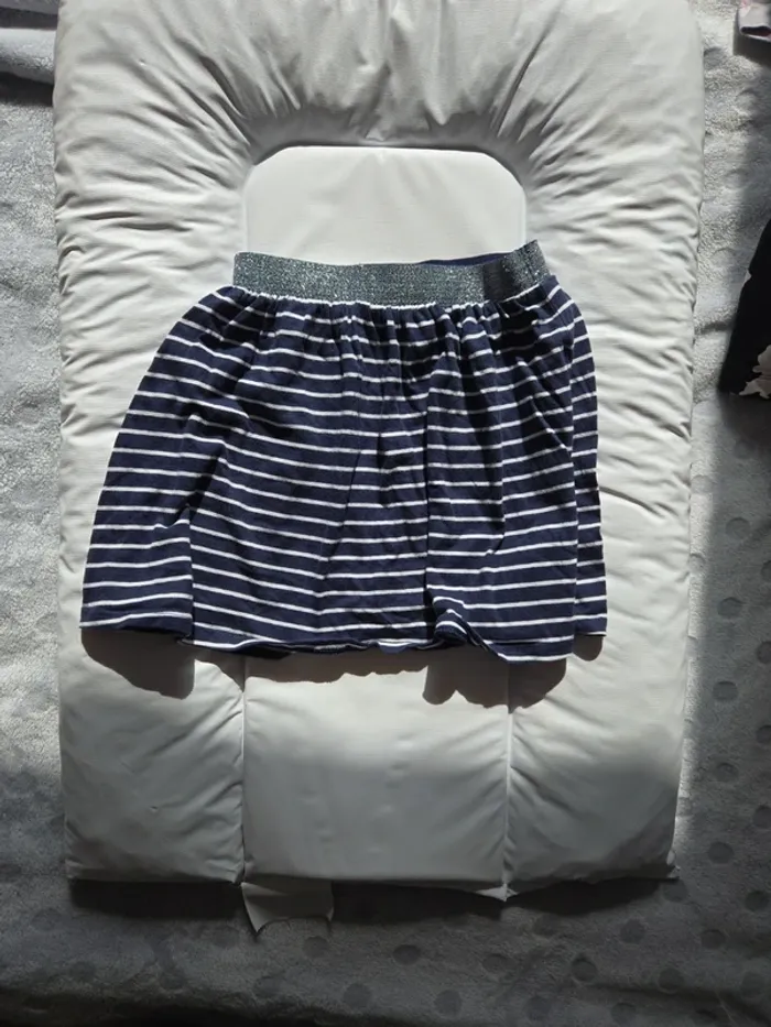 Jupe monoprix taille 6 ans - photo numéro 2