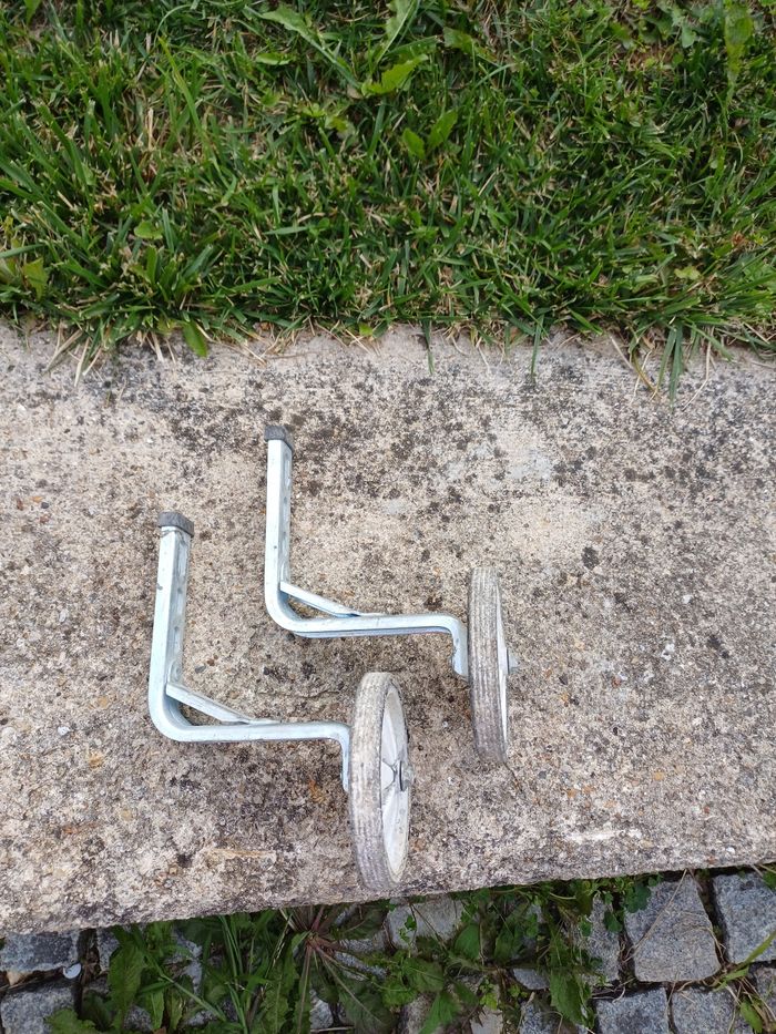 Petites roues pour vélo