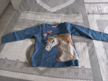 Vends pull chaud LICORNE