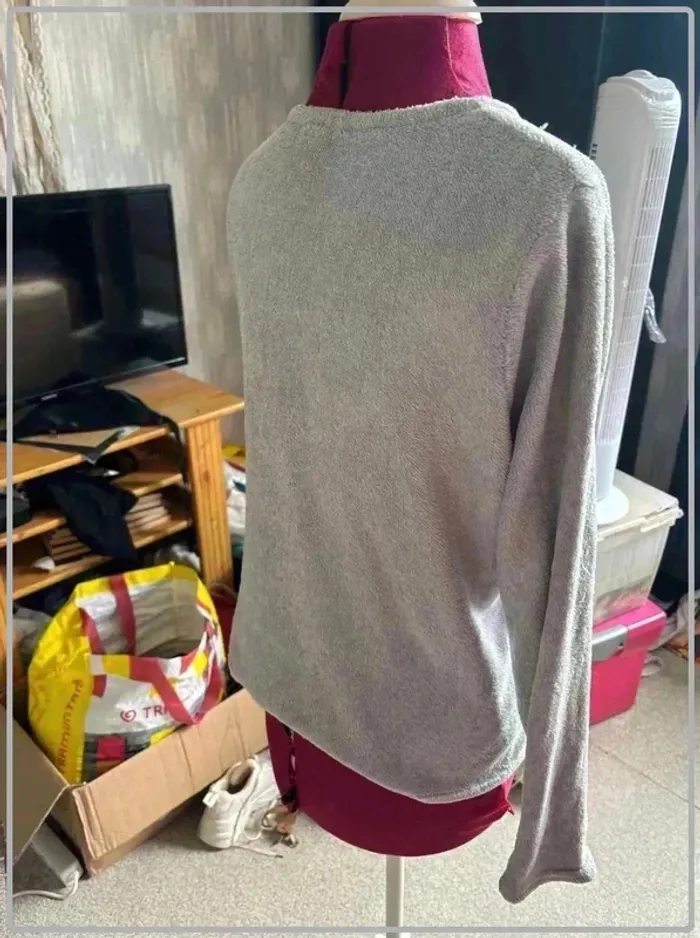 Pull doux de pyjama taille 36 marque kiabi - photo numéro 3