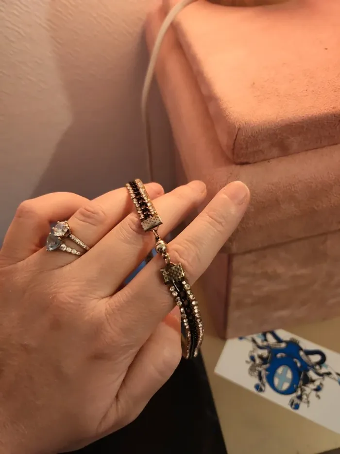 Collier et bague fantaisie - photo numéro 3