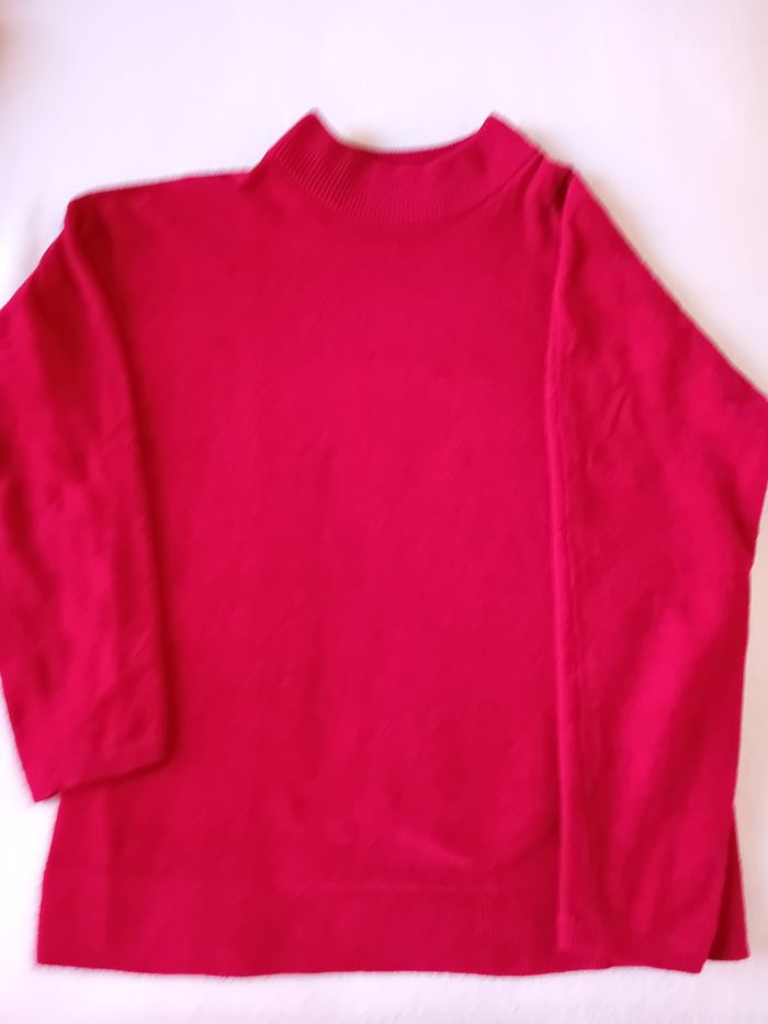Pull rouge