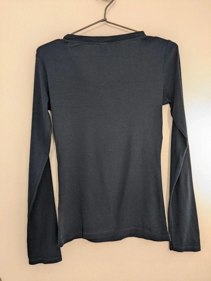 Top à manches longues col rond bleu marine Camaieu taille 1 / 36 en très bon état - photo numéro 2