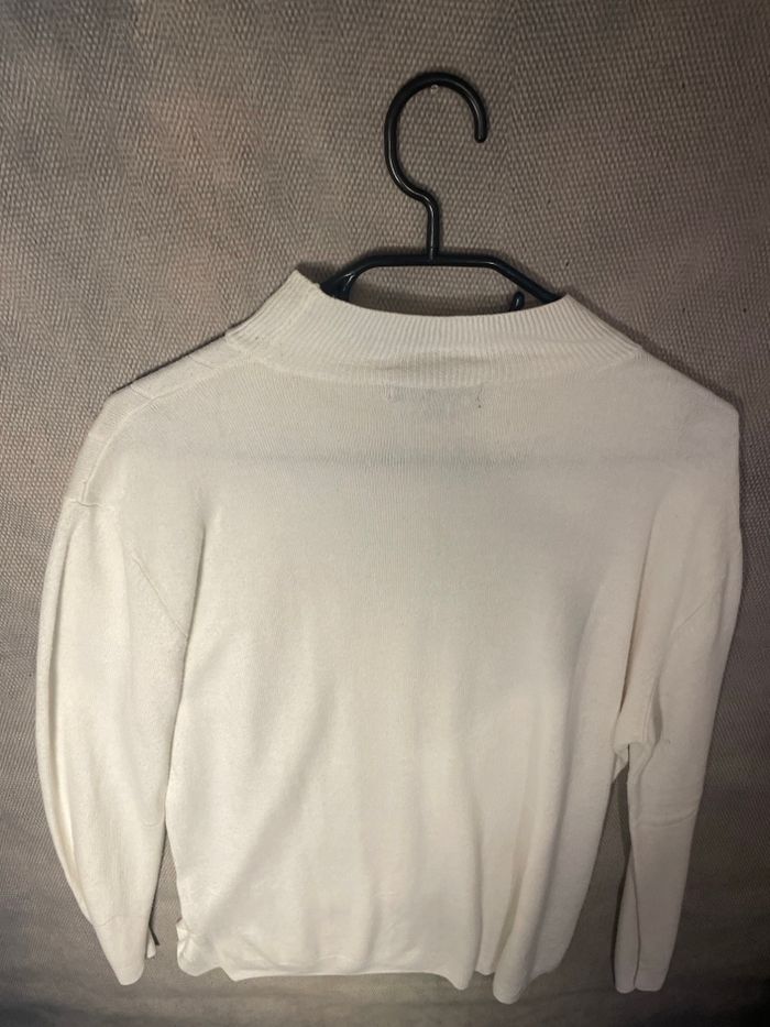Pull blanc, femme, colle, montant maille côtelé taille L. Très bon état. - photo numéro 5