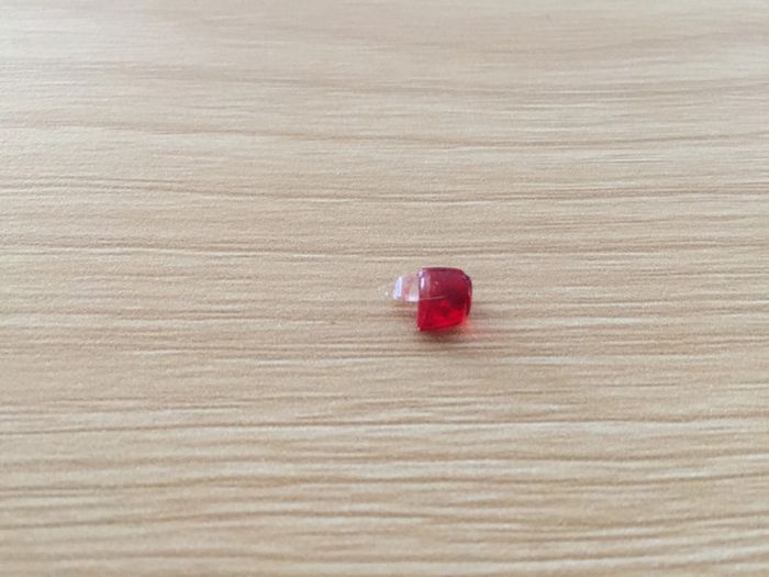 Phare arrière gauche pièce détachée miniature 1/18 Citroën traction 15cv 1952 Maisto #A40 - photo numéro 2