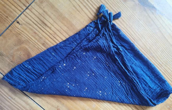 Petite écharpe légère pour fille