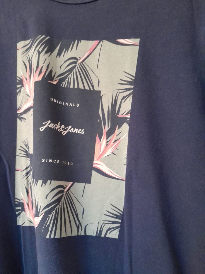 Tee-shirt - photo numéro 2