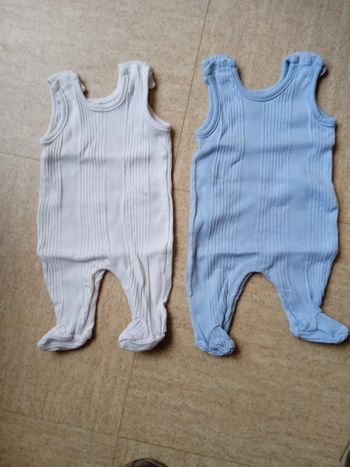 Lot de bodies nouveau né