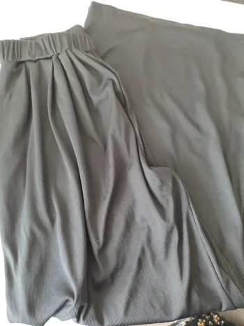 Beau pantalon jambes larges côtelé