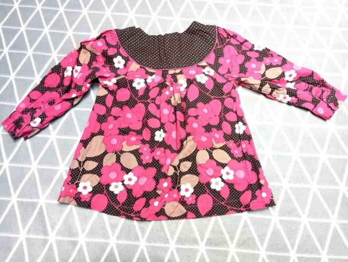 🦄Lot 5 vêtements, 6 ans - photo numéro 3