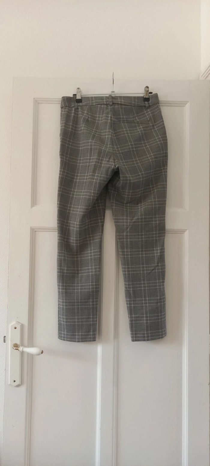 Pantalon droit à carreaux gris blanc noir H&M 38 - photo numéro 2