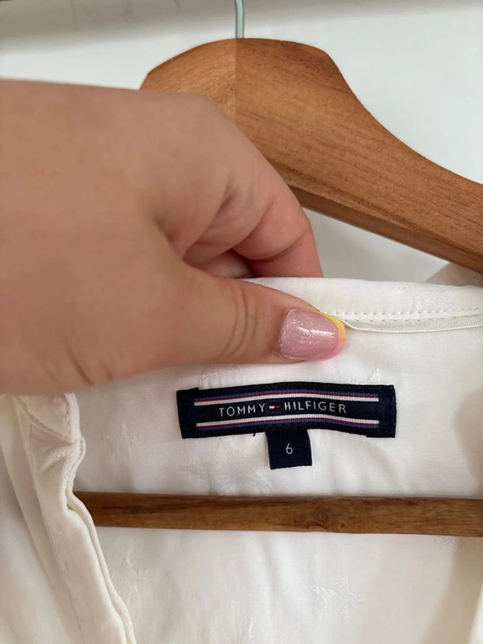 chemise blanche tommy hilfiger à étoiles taille XS - photo numéro 3