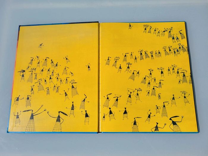 Très beau livre grand format 🏝 L'île de Taro - photo numéro 3