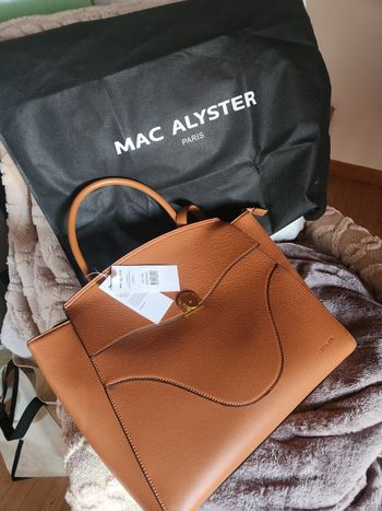 Sac Mac Alyster