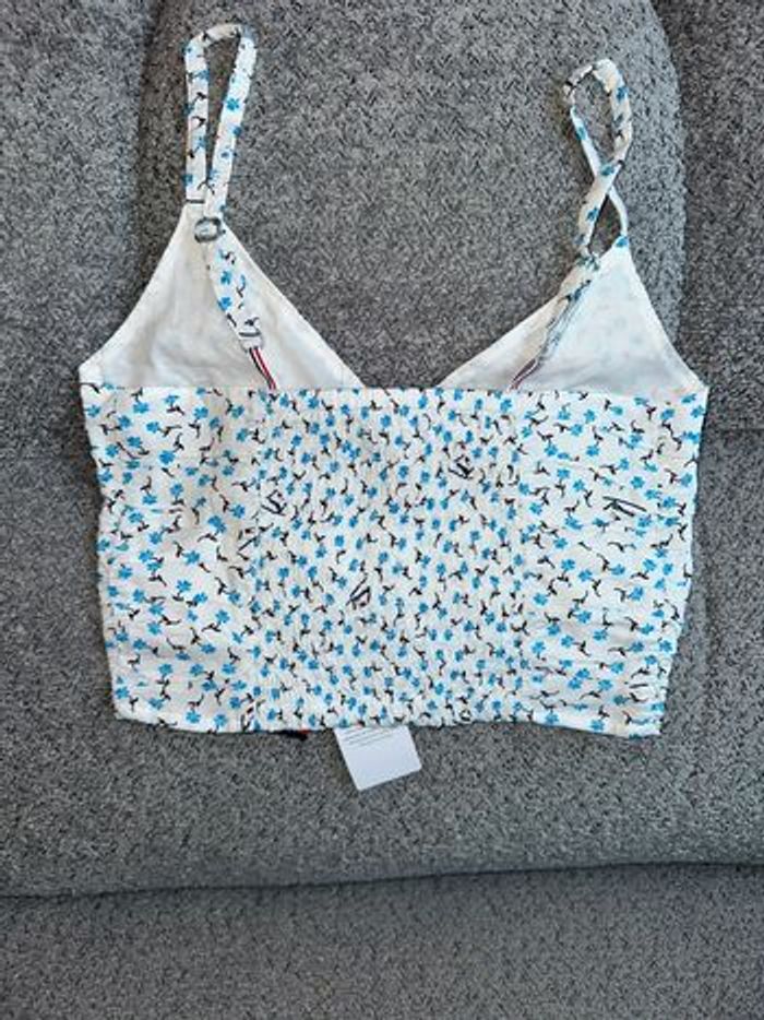 Top débardeur court crop top bretelles réglables blanc et bleu Tommy Hilfiger neuf - photo numéro 3