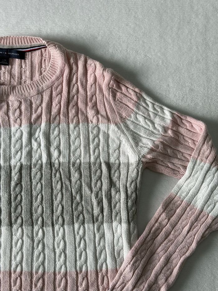 Sweat pull torsadé Tommy Hilfiger motif rayé rose blanc gris mixte taille M - photo numéro 3