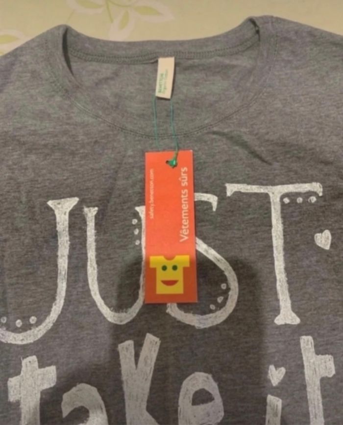 Tee shirt Benetton - photo numéro 2