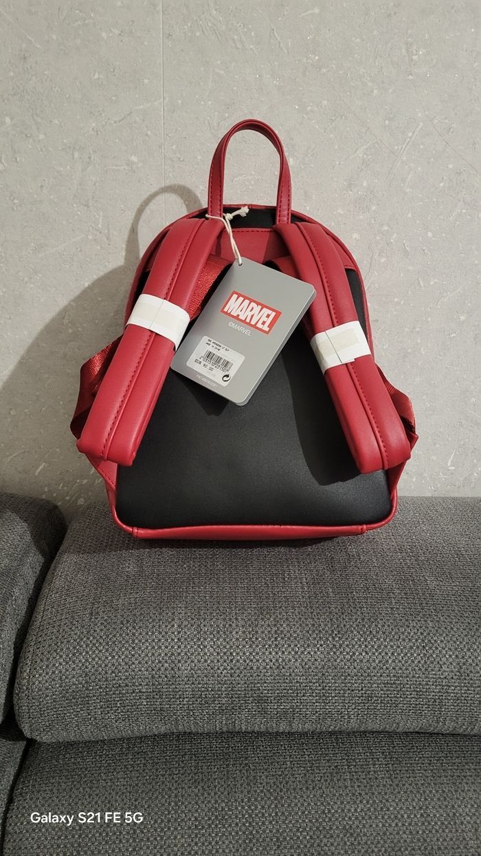Sac à dos loungefly marvel avengers neuf - photo numéro 2